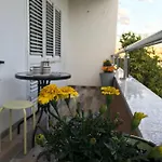 شقة Kambi