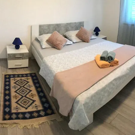 Kambi Apartment *