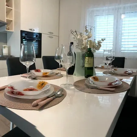 Apartment Kambi *