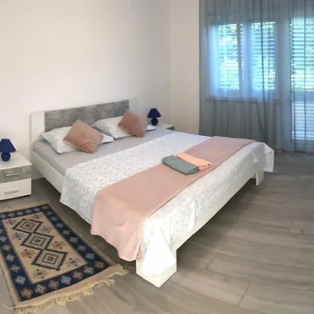 Kambi Apartamento Kaštela